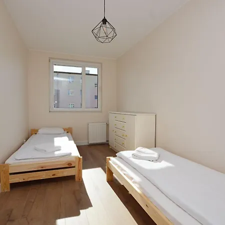Spacious Victus With A Balcony Near The By Renters Sopot